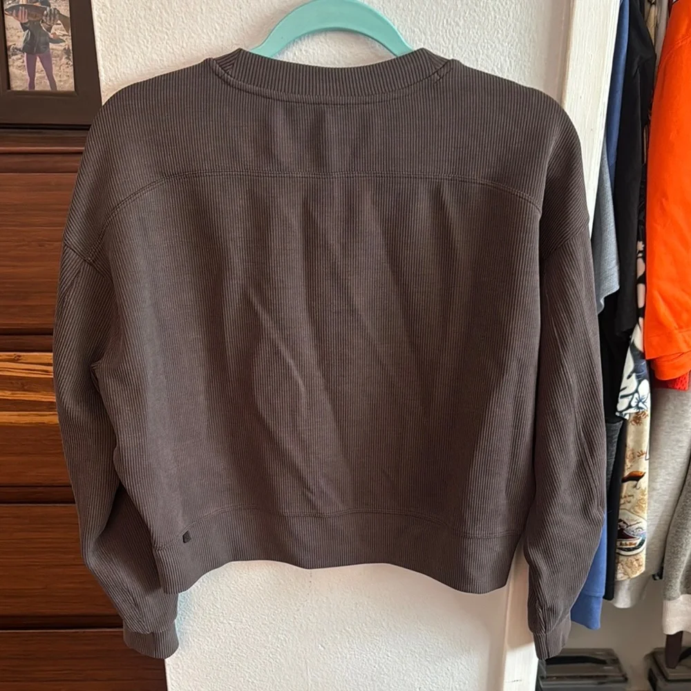 Lululemon Ribbed Softstreme Perfectly Oversized Cropped‎ Crew Espresso Size 4